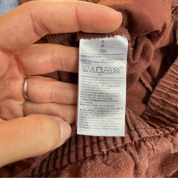 Bundle Set of (2) Old Navy High-Waisted Linen Blend Pants - Picture 5 of 7